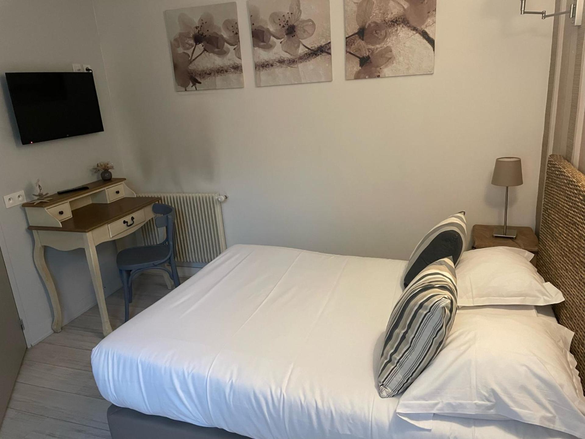 Hotel Des Falaises Villers-sur-Mer Pokój zdjęcie