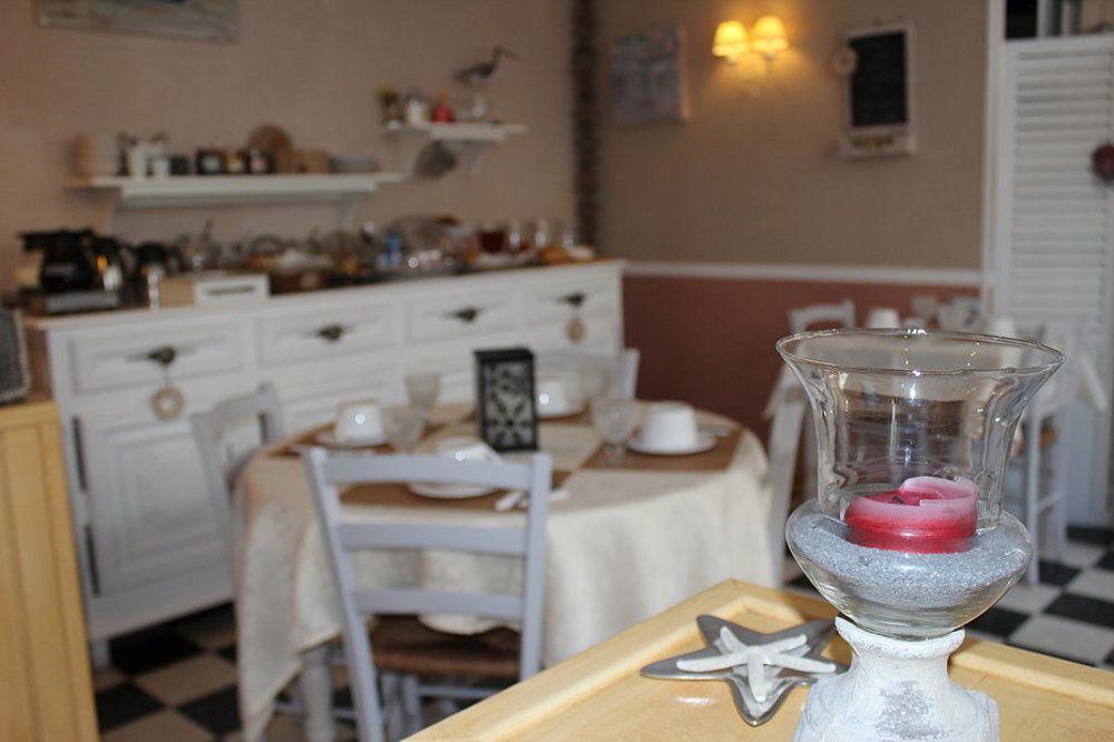 Hotel Des Falaises Villers-sur-Mer Zewnętrze zdjęcie