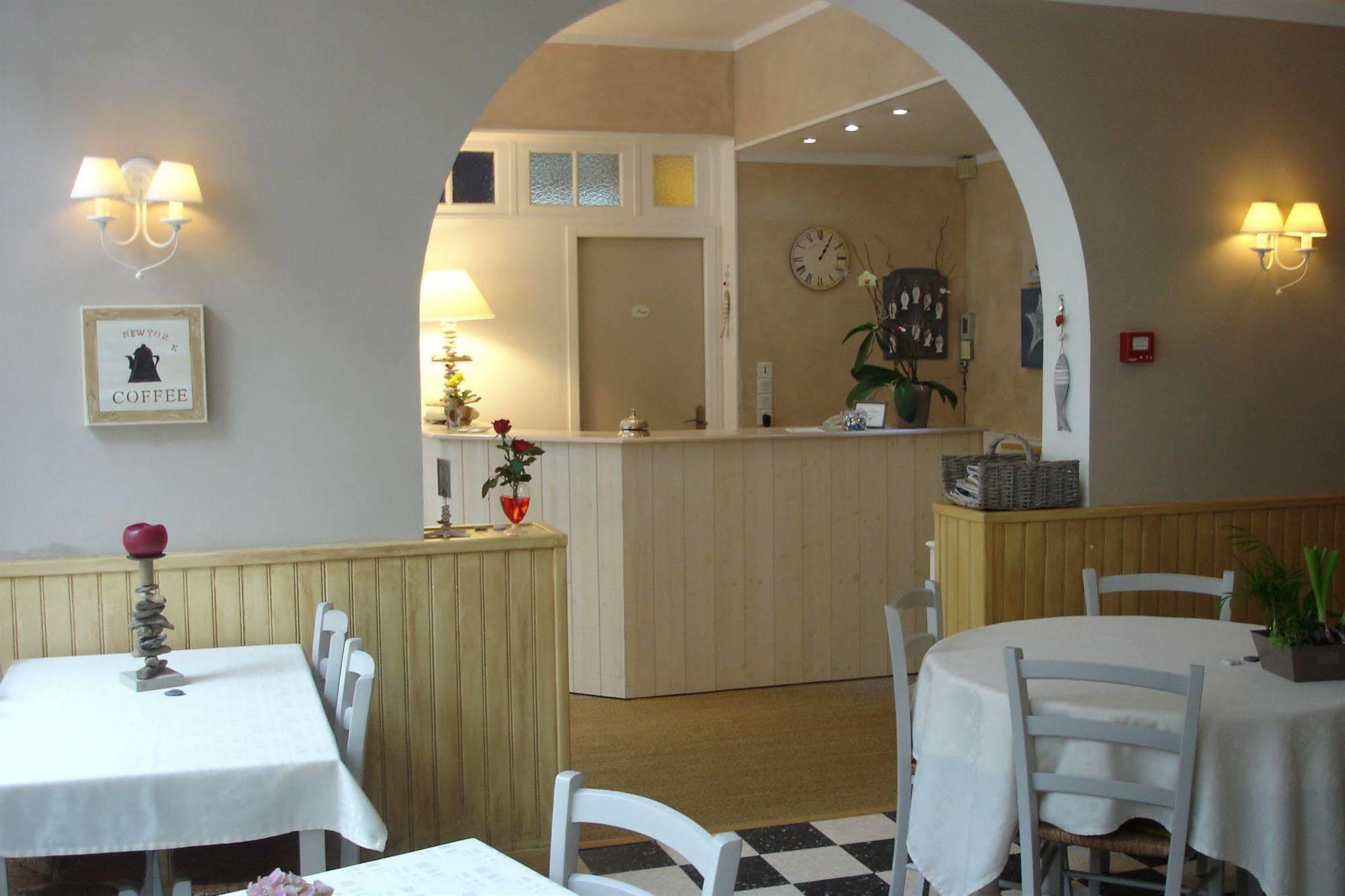 Hotel Des Falaises Villers-sur-Mer Zewnętrze zdjęcie